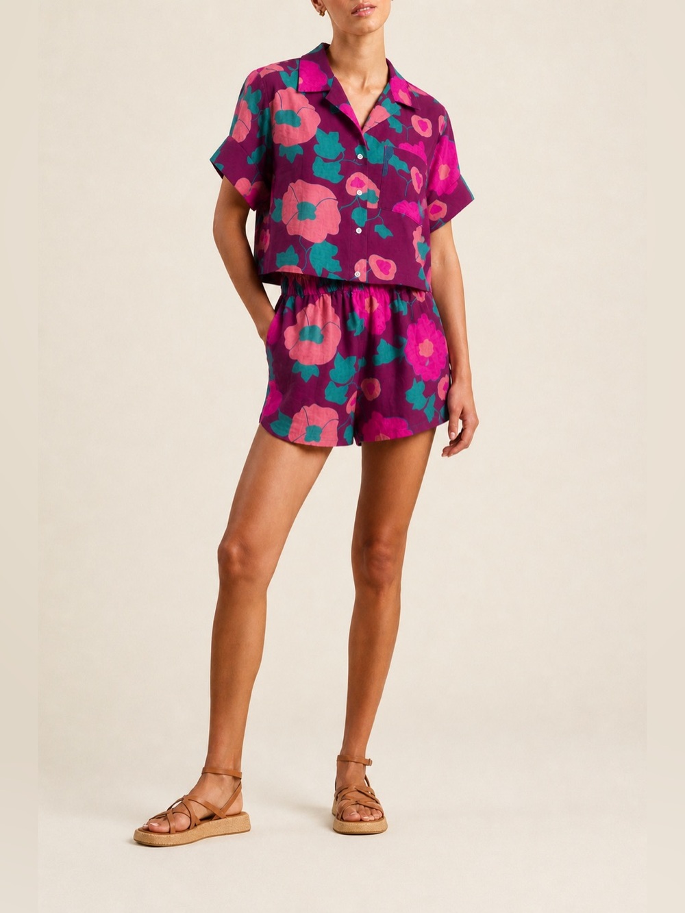 [NWT] $248 TROVATA Lucy Shorts in Nopal Bloom. Size XS